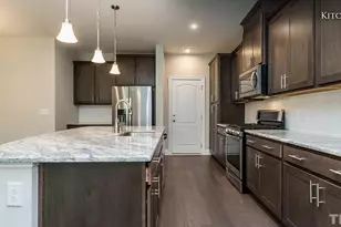 1007 Rexburg Dr, Cary, NC 27513 - Photo 9