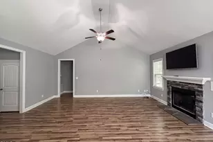 372 Cotton Mill Dr, Zebulon, NC 27597 - Photo 3