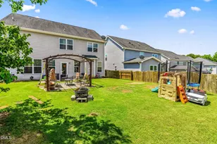 2000 Ginseng Ln, Raleigh, NC 27603 - Photo 29