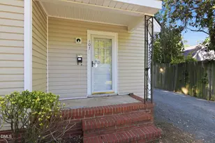 107 Carr St, Chapel Hill, NC 27516 - Photo 33