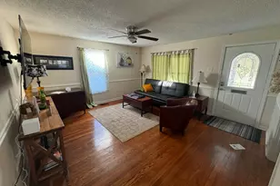8551 Chapel Hill Rd, Cary, NC 27513 - Photo 5