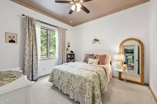 4 Hunters Green Ct, Durham, NC 27712 - Photo 37