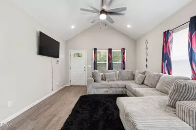 1467 Pollard Avenue, Burlington, NC 27217 - Photo 5