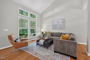 123 Tremont Cir, Chapel Hill, NC 27516 - Photo 9
