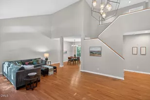 123 Tremont Cir, Chapel Hill, NC 27516 - Photo 5
