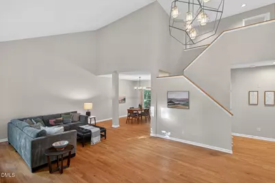 123 Tremont Circle, Chapel Hill, NC 27516 - Photo 3