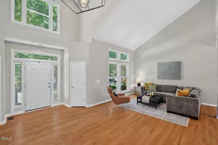 123 Tremont Cir, Chapel Hill, NC 27516 - Photo 5