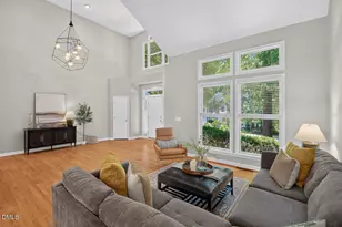 123 Tremont Cir, Chapel Hill, NC 27516 - Photo 7