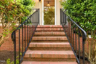 393 Wesley Ct, Chapel Hill, NC 27516 - Photo 3