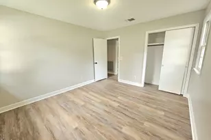 408 Oak St, Smithfield, NC 27577 - Photo 13
