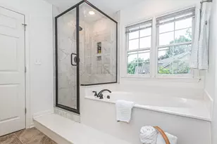 107 Walmsley Ct, Cary, NC 27519 - Photo 21