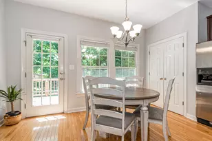 107 Walmsley Ct, Cary, NC 27519 - Photo 17
