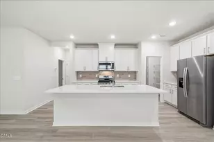 1438 Hatteras Rd, Durham, NC 27703 - Photo 9