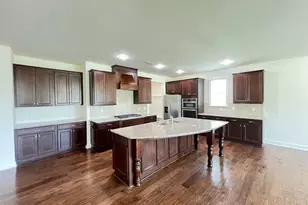1909 Highland Hills Ct, Apex, NC 27502 - Photo 5