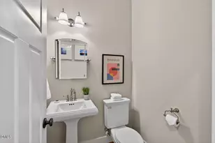 3809 SW Durham Dr, Durham, NC 27707 - Photo 23