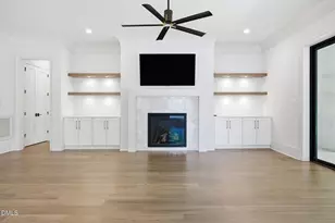 1201 Glendale Dr, Raleigh, NC 27612 - Photo 17