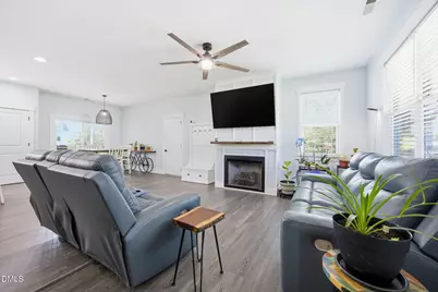 102 Golden Eagle Ridge, Zebulon, NC 27597 - Photo 5