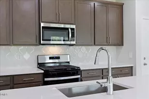 1506 Hatteras Rd, Durham, NC 27703 - Photo 13