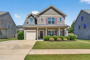 1027 Bridlemine Dr, Fuquay-Varina, NC 27526 - Photo 1