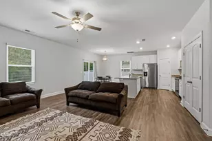 7112 Vanover Dr, Raleigh, NC 27604 - Photo 11