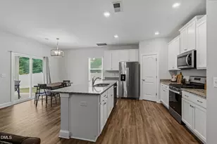 7112 Vanover Dr, Raleigh, NC 27604 - Photo 15