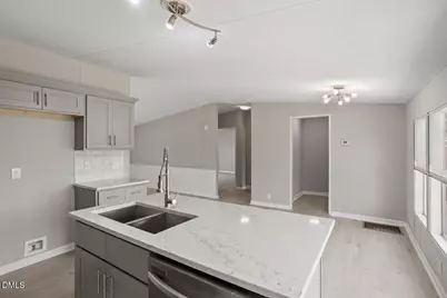 105 Stone Glen Place, Pikeville, NC 27863 - Photo 3