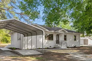 116 S Fitzgerald St, Pine Level, NC 27568 - Photo 3