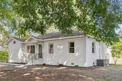 116 S Fitzgerald Street, Pine Level, NC 27568 - Photo 3