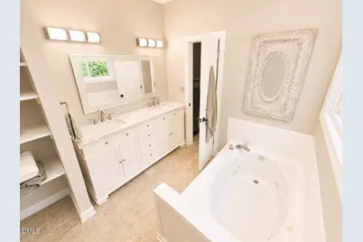 6201 Hilbert Ridge Drive, Holly Springs, NC 27540 - Photo 13