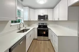 501 Correnna St, Apex, NC 27502 - Photo 3