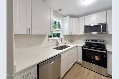 501 Correnna Street, Apex, NC 27502 - Photo 5
