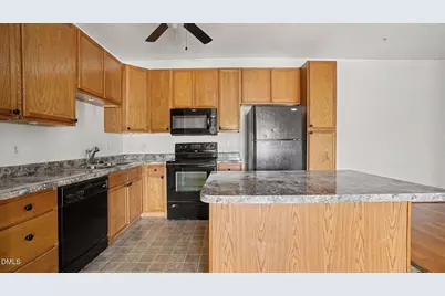 3431 N Church Street #307, Greensboro, NC 27405 - Photo 5