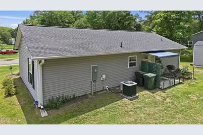 200 Alan Charles Way, Aberdeen, NC 28315 - Photo 31