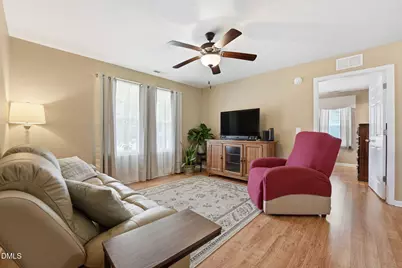 200 Alan Charles Way, Aberdeen, NC 28315 - Photo 9