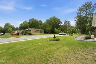 200 Alan Charles Way, Aberdeen, NC 28315 - Photo 39