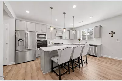 447 Forestview Crest Way, Fuquay Varina, NC 27526 - Photo 9