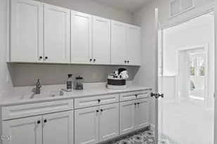 8120 Andrea Ln, Raleigh, NC 27613 - Photo 17
