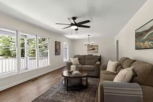 303 Hubert Herndon Rd, Chapel Hill, NC 27516 - Photo 5