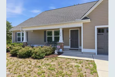346 Touchdown Way, Benson, NC 27504 - Photo 3