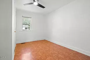 701 E Harnett St, Dunn, NC 28334 - Photo 9