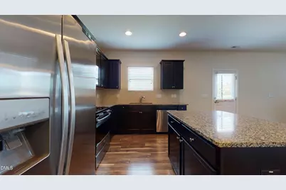 8032 Remington Heights Drive, Raleigh, NC 27616 - Photo 5