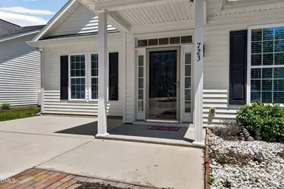 723 Barlang Circle, Fuquay-Varina, NC 27526 - Photo 5