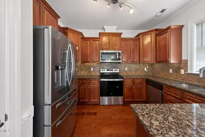 723 Barlang Circle, Fuquay Varina, NC 27526 - Photo 17