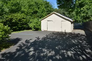 1814 Chapel Hill Rd, Durham, NC 27707 - Photo 31