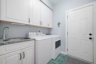 5805 Valley Mist Ct, Raleigh, NC 27613 - Photo 33
