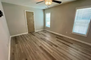 63 Crawford Pkwy, Clayton, NC 27520 - Photo 9
