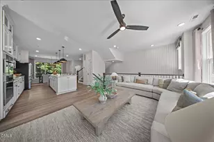 10910 Berry Woods Ln, Raleigh, NC 27617 - Photo 13