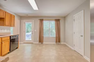 5319 Landreaux Dr, Raleigh, NC 27610 - Photo 13