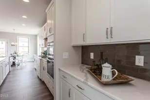 1047 Diamond Dove Ln, Apex, NC 27502 - Photo 5