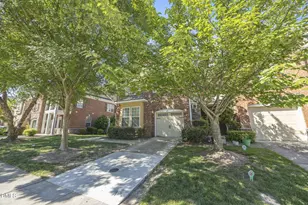 113 Longchamp Ln, Cary, NC 27519 - Photo 3